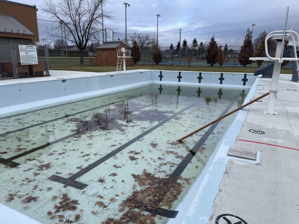 Sablage au jet de la piscine municipale de Sainte-Julie (3)