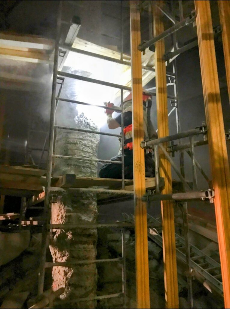Sablage au jet de l’armature d’un viaduc de l’autoroute 13 (5)